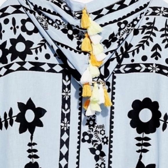 🌸OFFER✨️Free People Keramas Tassel Kimono in Light Floral Blue Black Oversized - Picture 3 of 6